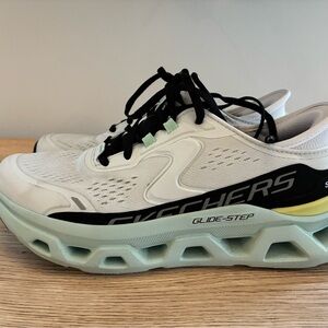 Skechers Glide-Step White and Mint Athletic Shoes